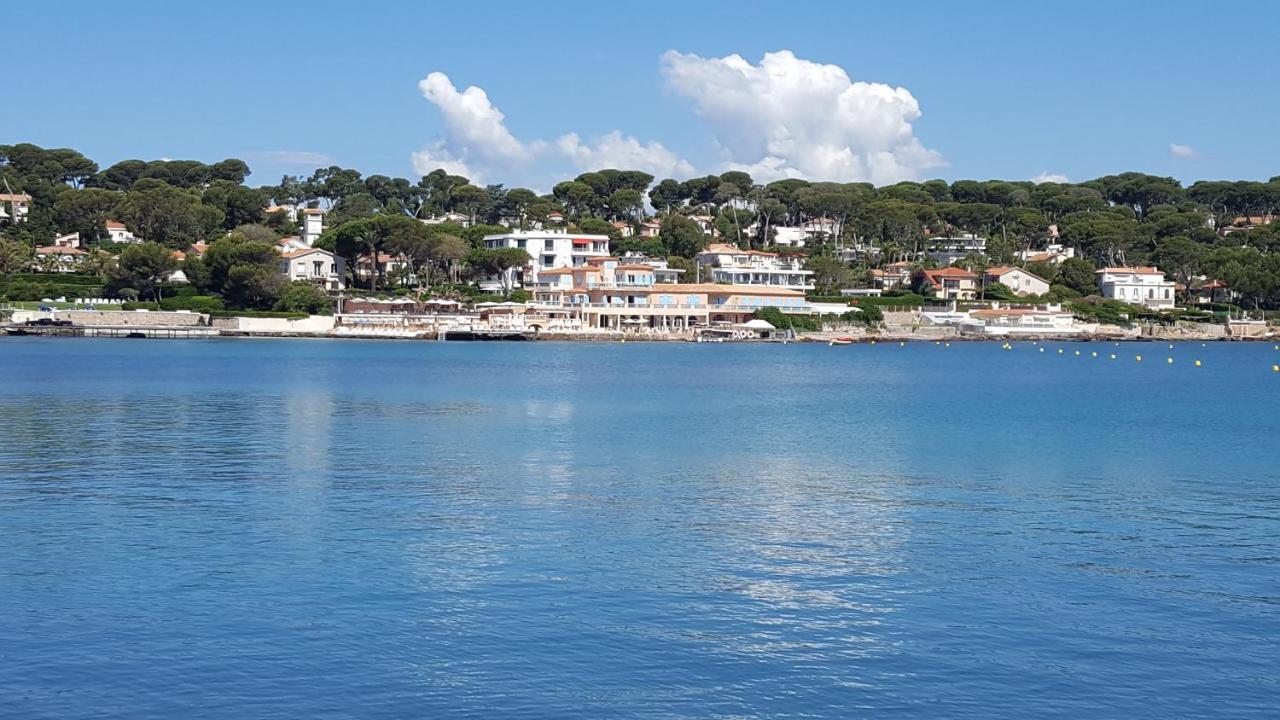 Hotel Miramar- Cap D'Antibes - La Garoupe Plage Exterior photo